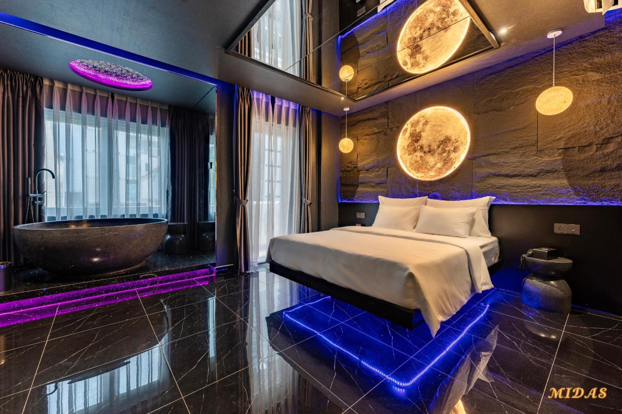 Midas Hotel 2 Ho Chi Minh City Bagian luar foto