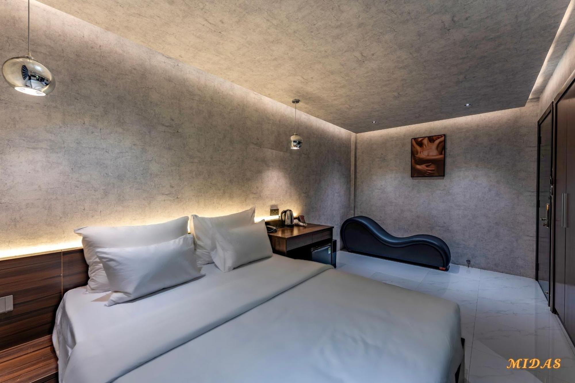 Midas Hotel 2 Ho Chi Minh City Bagian luar foto